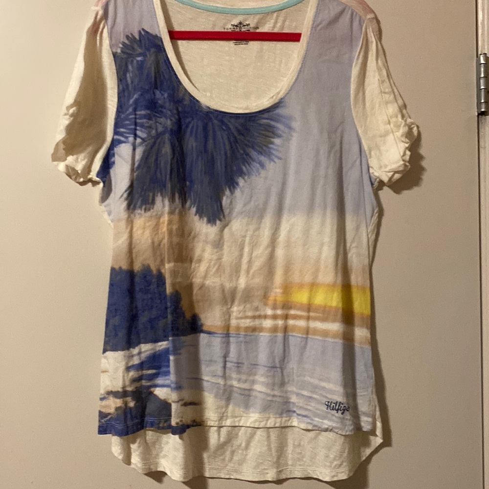 Tommy Hilfiger XL t graphic tee with sunset/tropical print